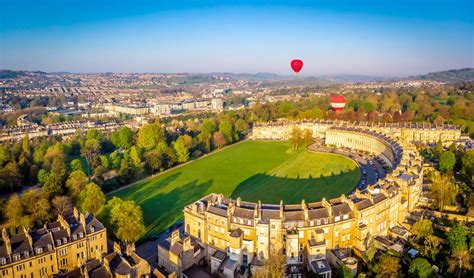 Visit the Royal Crescent & Museum - Tucking Mill