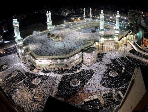 Last Days Of Ramadan Mecca Packed Dubai City Mecca Makkah