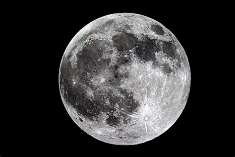 How Will NASA Fund Next Decade's Moon Landings? | PeopleHype