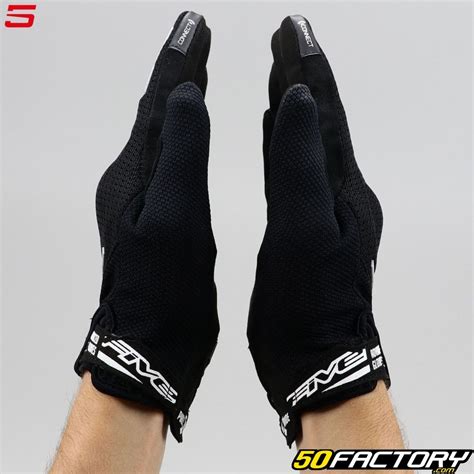 Street Gloves Five Rs Evo Airflow Ce Approved Black And White