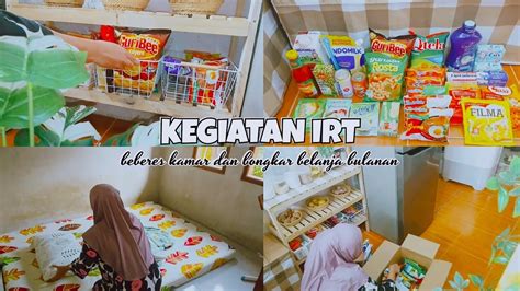 Kegiatan Irt Di Dapur Rumah Minimalis Bongkar Belanja Bulanan Dan