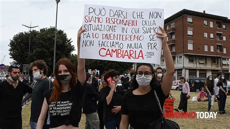 Black Lives Matter Ai Quattro Mori La Manifestazione Per Dire No Al