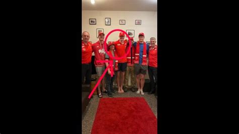 Sydney Swans Coach Passes On Jersey To Cm Draft Pick News Au