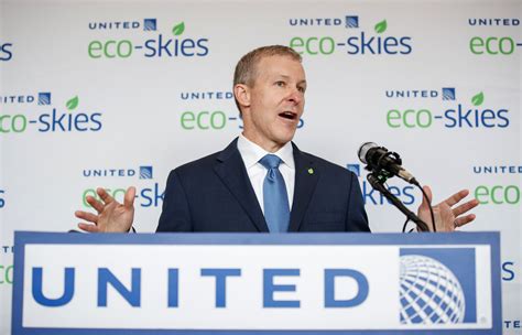 United Airlines CEO blames FAA as storms trigger more flight ...