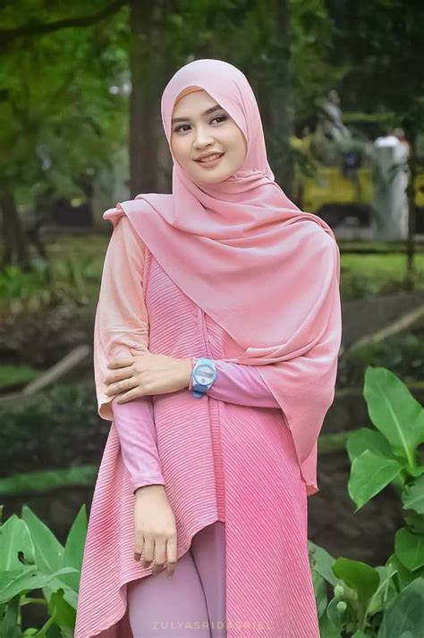 Pin Oleh Wan Norizan Wan Othman Di Idea Model Pakaian Muslim Gaya