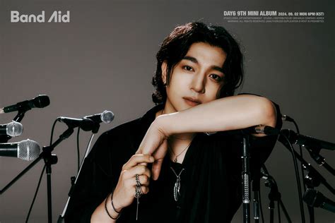 DAY6 Rilis Foto Teaser Sungjin Untuk Album Mini Band Aid KoreanIndo