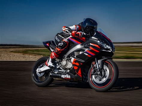 2024 Aprilia Rs 457 Vs Kawasaki Ninja 400 Is There A New Sub 500cc