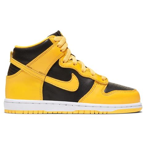 Nike Dunk High SP (PS) - Black/Varsity Maize | Nike dunks, Nike, Nike ...