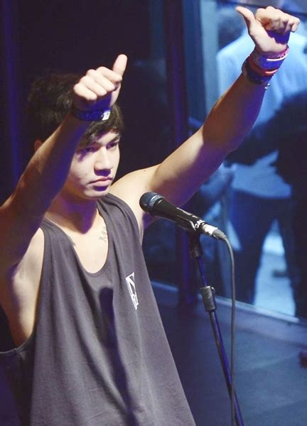 Calum - 5 Seconds of Summer Photo (37147713) - Fanpop