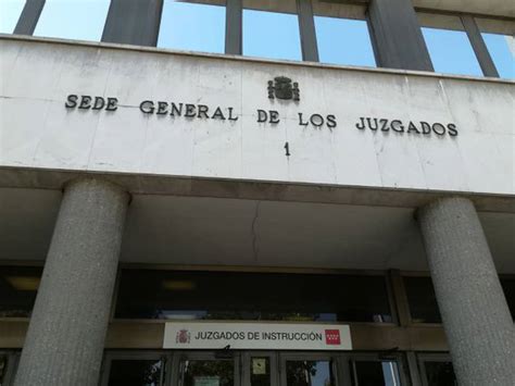 Condenado a nueve meses de cárcel y multa por grabar a su compañera de