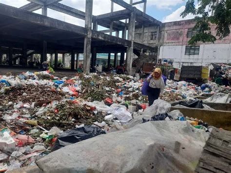 GoRiau Tumpukan Sampah Di Pasar Cik Puan Mulai Ganggu Warga