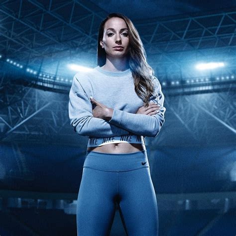 Kosovare Asllani Instagram Ypx71mn2o3 Kym Kosovare Asllani Of