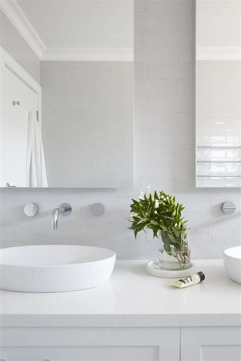 WILLOUGHBY — Sally Rhys Jones