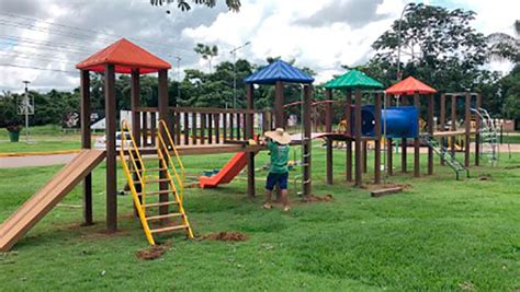 Prefeitura define instalação de parques infantis em praças R 628 4