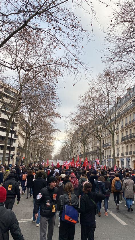 Franceses voltam às ruas contra reforma da Previdência de Macron