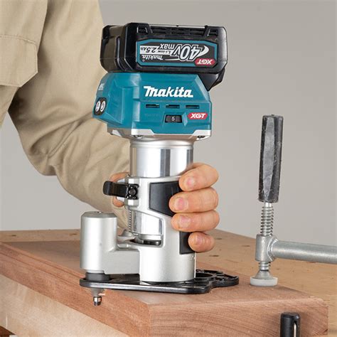 Makita Rt001gd101 40v Max Xgt Brushless Cordless Compact Router Kit