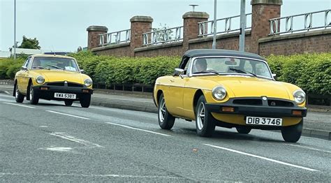 2x 1978 MG B GT Tiarnan Flickr