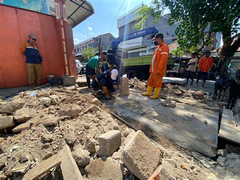 Dinas Pu Makassar Turunkan Tim Perbaiki Jalan Rusak Di Bandang Rakyat