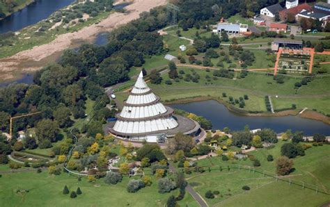 Luftaufnahme Magdeburg Jahrtausendturm Im Elbauenpark In Magdeburg Im