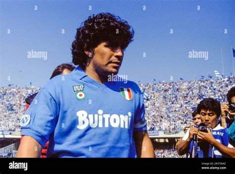 Napoli maradona stadium hi-res stock photography and images - Alamy