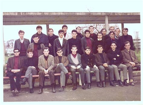 Photo De Classe Ti électrotechnique De 1967 Lycée Colbert Copains D