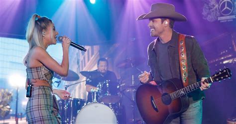 Watch Dustin Lynch And Mackenzie Porter Bring Sizzling Performance Of