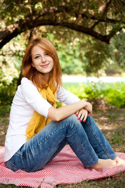 Premium Photo Portrait Redhead Girl At Outdoor Autumn