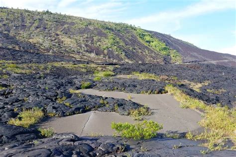 Lava fields in Hawaii: 7+ places to see old lava flows on the Big ...