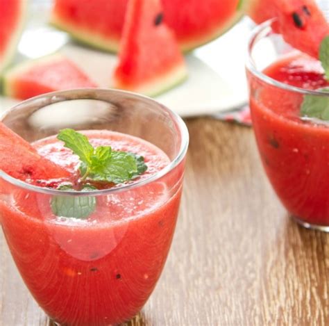 Suco Refrescante De Melancia Morango E Chia Minha Vida