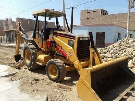 Retroexcavadora caterpillar 426 4x2 en Lima Otros vehículos 482228