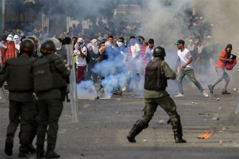 Fotos Enfrentamientos Entre Manifestantes Y Fuerzas De Seguridad En