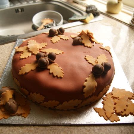 Autumnal Oak Leaf Acorn Cake The Great British Bake Off