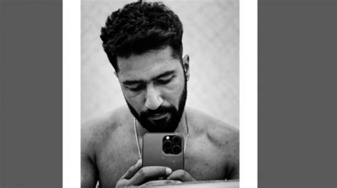 Vicky Kaushal Drops Shirtless Mirror Selfie On Instagram Oh My God