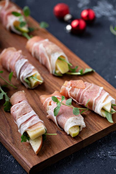 Prosciutto Wrapped Apple Bites