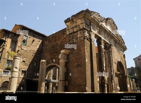 Portico Of Octavia Ruins Hi Res Stock Photography And Images Alamy