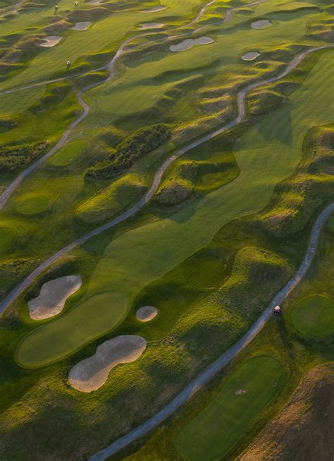 Hidden Trails Country Club