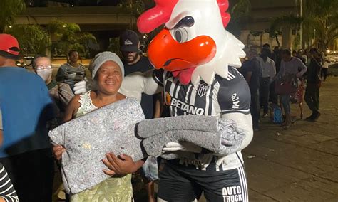 Instituto Galo Promove Campanha Contra O Frio Clube Atl Tico Mineiro