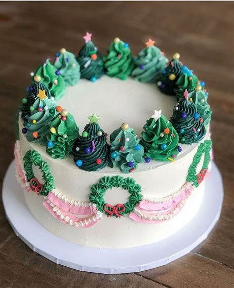 Pin By Lydia Wiggers On Christmas And Holidays Christmas Cake