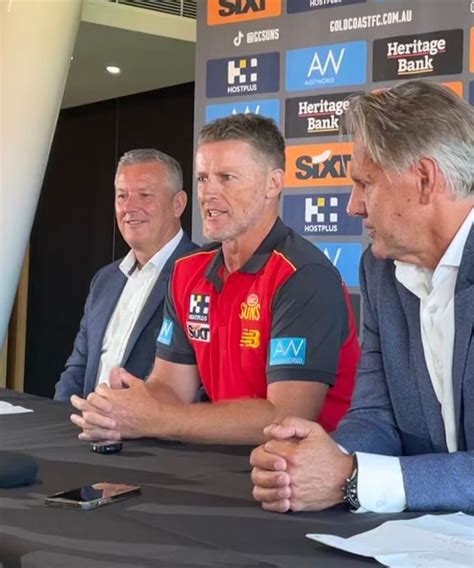 Damien Hardwick confirmed as new Gold Coast Suns coach