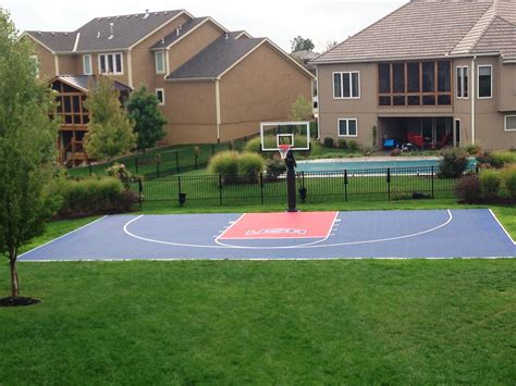 Custom Designed Backyard Basketball Court | Basketball court backyard