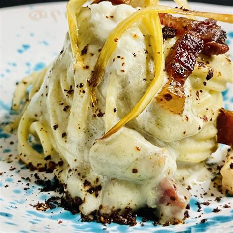 Spaghetti Con Crema Di Melanzane E Stracciatella Guanciale E