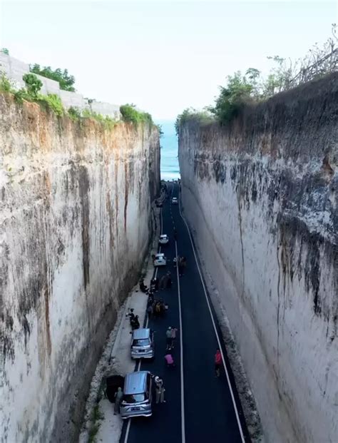 Impressive Road To Bali Beach Divides Internet