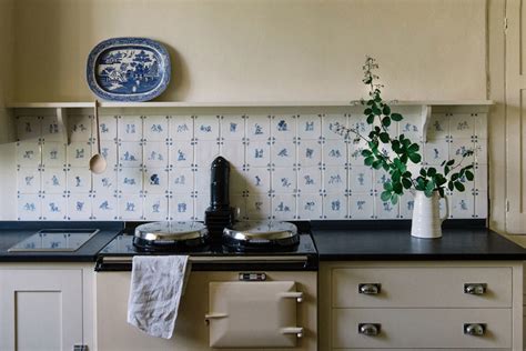 Blue Delftware Tiles Are Trending Interiors