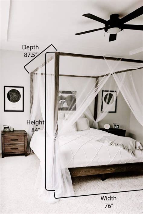 25 DIY Canopy Beds to Make You Feel Like You're On Safari