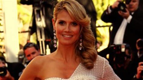 Break Time Heidi Klum Takes Another Nude Selfie This Time In Classy Black And White Fox News