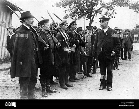 Homeguard Hi Res Stock Photography And Images Alamy