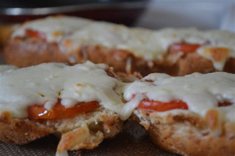 Cheesy Tomato Bread