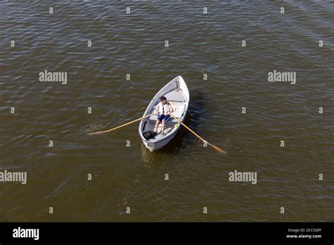 Rowboat Hi Res Stock Photography And Images Alamy