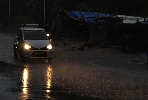 Uttarakhand Weather Forecast Today Updates In Hindi Snowfall On High Himalayan Peaks Rain