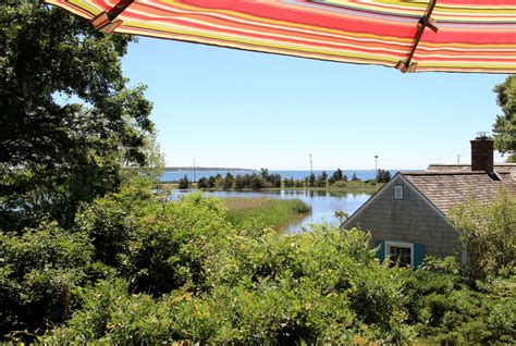 Beach Cottage In Cape Cod Massachusetts